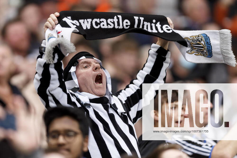 Newcastle United gegen Tottenham Hotspur 17. Oktober 2021, Newcastle upon Tyne Fußball Newcastle United gegen Tottenham Hotspur Newcastle United Fans vor dem Spiel Foto von Daniel Chesterton Newcastle upon Tyne UK