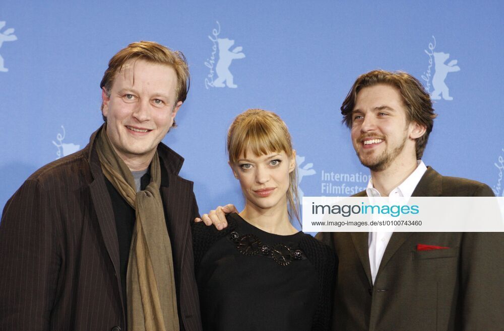 77 Berlinale Kai Wessel, Heike Makatsch, Dan Stevens, at Hilde Photocall at the Grand Hyatt Hotel, Entertainment, Film, 59 International Film Festival, Actors, Culture, Berlin Germany, Germany