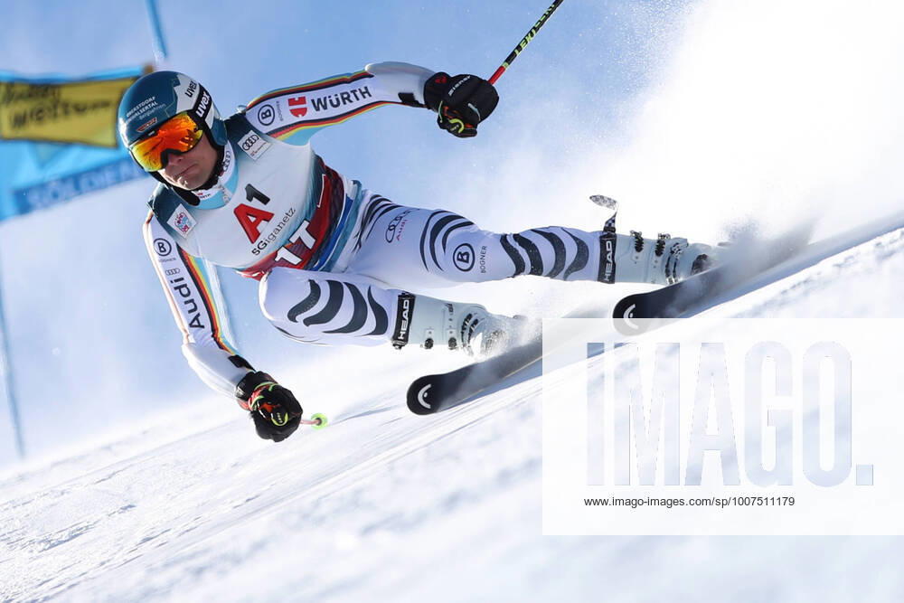 KW42 ALPINE SKIING - FIS WC Soelden SOELDEN,AUSTRIA,24.OCT.21 - ALPINE SKIING - FIS World Cup season opening, Rettenbachferner, giant slalom, men. Image shows Alexander Schmid (GER). GEPAxpictures xMathiasxMandl
