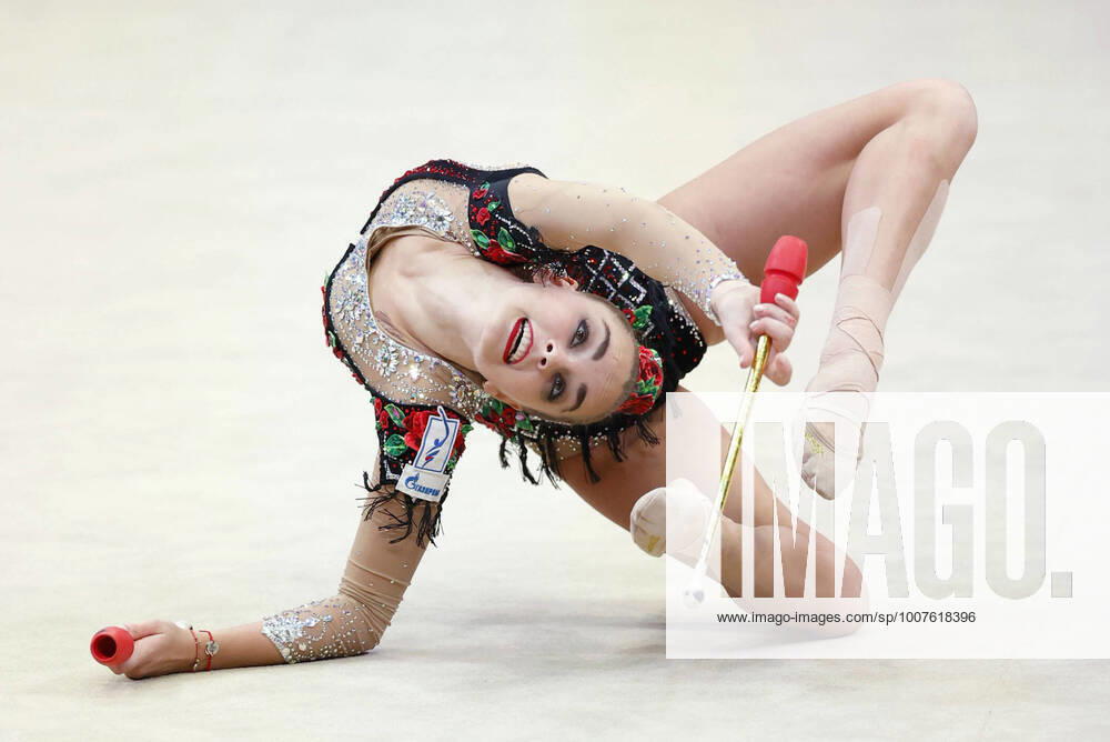KW43 Rhythmic gymnastics, Rhythmische Sportgymnastik, RSG World championships Arina Averina of Russia performs in the individual clubs exercise final at the rhythmic gymnastics world championships at West Japan General Exhibition Center in Kitakyushu in Fukuoka Prefecture on Oct. 28, 2021. She won silver. A14AA0000921872P