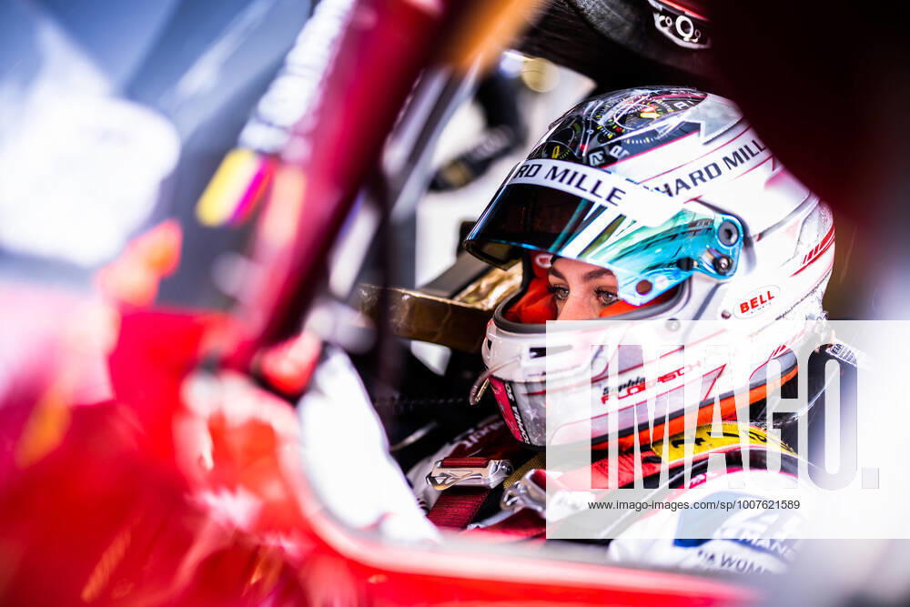 KW43 Floersch Sophia (ger), Richard Mille Racing Team, Oreca 07 - Gibson, portrait during the 6 Hours of Bahrain, 5th round of the 2021 FIA World Endurance Championship, FIA WEC, on the Bahrain International Circuit, from October 28 to 30, 2021 in Sakhir, Bahrain - AUTO - FIA WEC - 6 HOURS OF BAHRAIN 2021 DPPI Panoramic 02221012_GH_32591