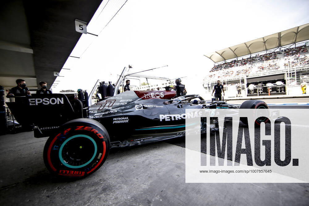 77 Valtteri Bottas FIN, Mercedes AMG Petronas F1 Team , F1 Grand Prix of Mexico at Autodromo Hermanos Rodriguez on November 6, 2021 in Mexico City, Mexico Photo by HOCH ZWEI Mexico City Mexico