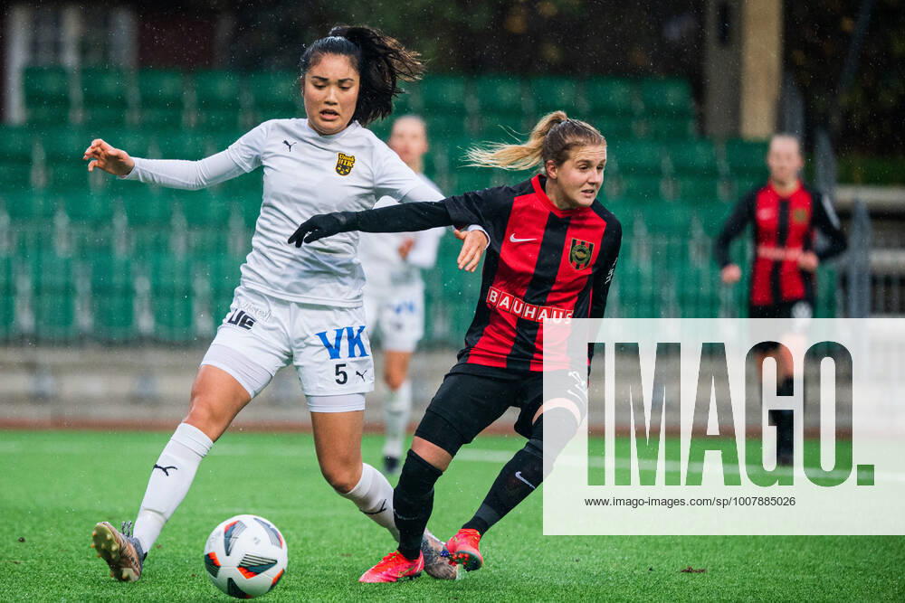 Umeas Cajsa Lundkvist and Brommapojkarnas Ebba Ronquist during the F19 SM final match between Brommapojkarna and Umea on November 7, 2021 in Stockholm,