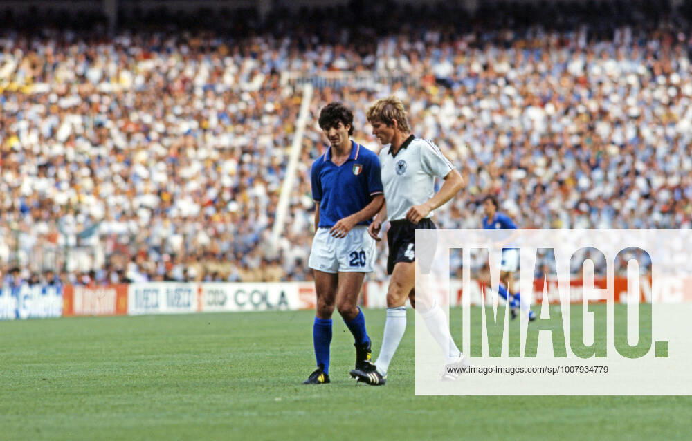 11 07 82 Italy Germany Spain, Madrid, 11 07 1982, Football, FIFA World Cup 1982 in Spain, Final, Italy FRG Germany DFB 3 1 v l Paolo Rossi Italy , Karlheinz Förster Germany