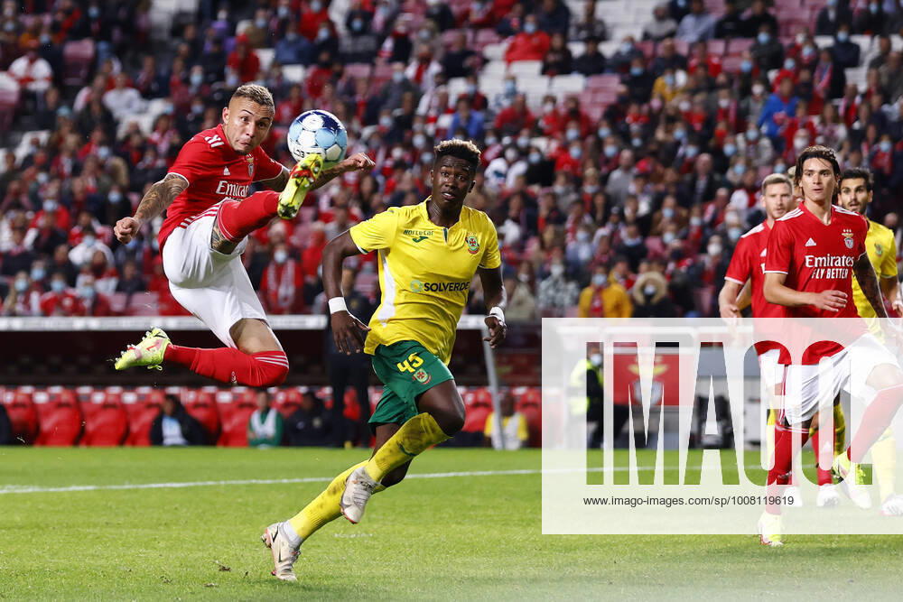 SL Benfica V Pacos Ferreira FC - Taca De Portugal Everton controls the ball during the match for Taca de Portugal between SL Benfica and Pacos de Ferreira, at Estadio da Luz, Lisboa, Portugal, 19, November, 2021 Lisbon Portugal