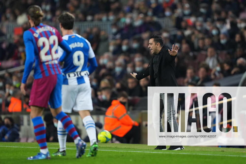 ESP: FC Barcelona, Barca RCD Espanyol. La Liga Santander FC Barcelona head coach Xavi Hernandez during the La Liga match between FC Barcelona and RCD Espanyol played at Camp Nou Stadium on November 20, 2021 in Barcelona, Spain. kpng