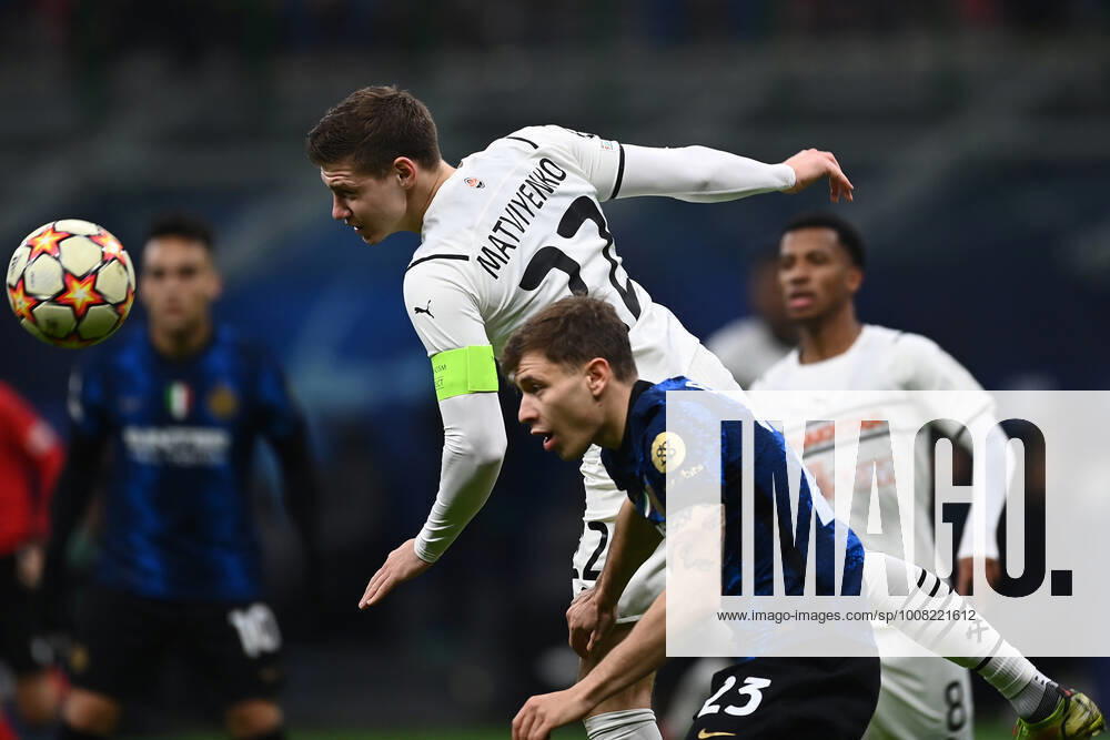 Db Milano 24 11 2021 - Champions League Inter-Shakhtar Donetsk foto Daniele Buffa Image nella foto: Mykola Matvijenko-Nicolo Barella