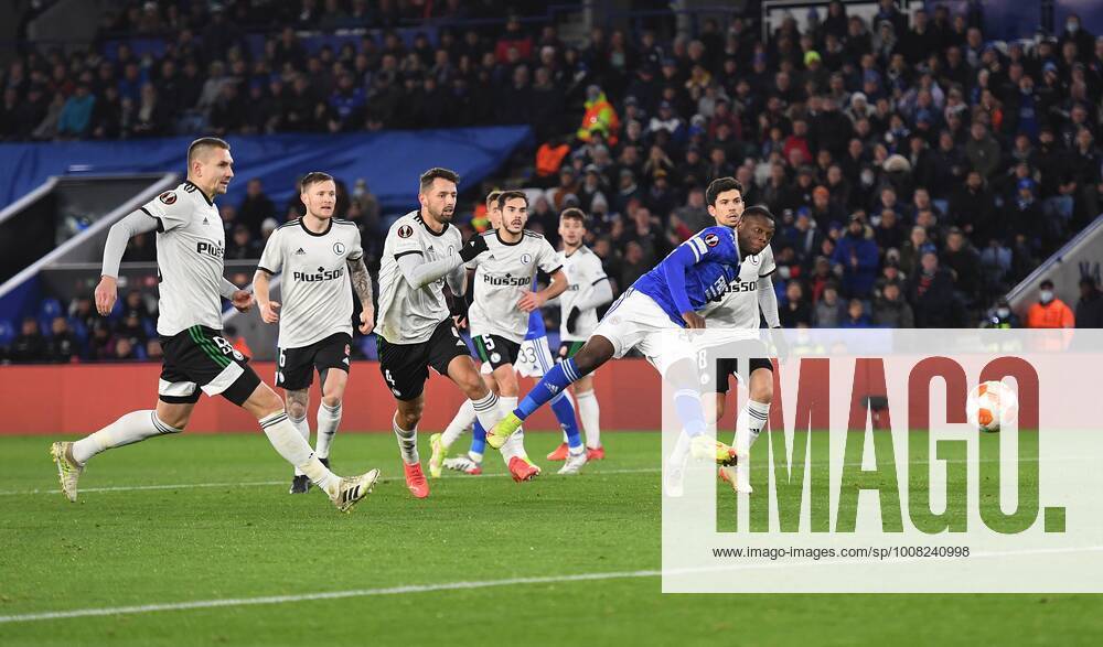 Mandatory Credit: Photo by Anna Gowthorpe Shutterstock (12617592n) Patson Daka of Leicester City scores his side s first goal Leicester City v Legia Warsaw, UEFA Europa League, Group C, Football, The King Power Stadium, Leicester, UK - 25 Nov 2021 Leicester City v Legia Warsaw, UEFA Europa League, Group C, Football, The King Power Stadium, Leicester, UK - 25 Nov 2021