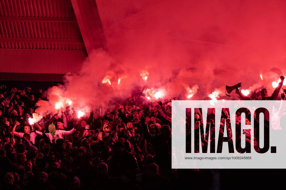 Legia Warszawa ultras fans set up flares during the UEFA Europa League group C match between Leicester City and Legia Warszawa at The King Power Stadium on November 25, 2021 in Leicester, United K Leicester City v Legia Warszawa: Group C - UEFA Europa League