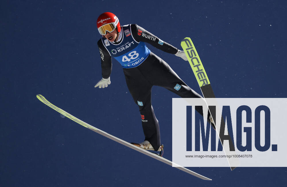 NORDIC SKIING - FIS WC Lillehammer LILLEHAMMER,NORWAY,03.DEC.21 - NORDIC SKIING, NORDIC COMBINED, Ski jumping, Skispringen, Ski, nordisch - FIS World Cup, normal hill, men. Image shows Eric Frenzel (GER). GEPAxpictures xHaraldxSteiner