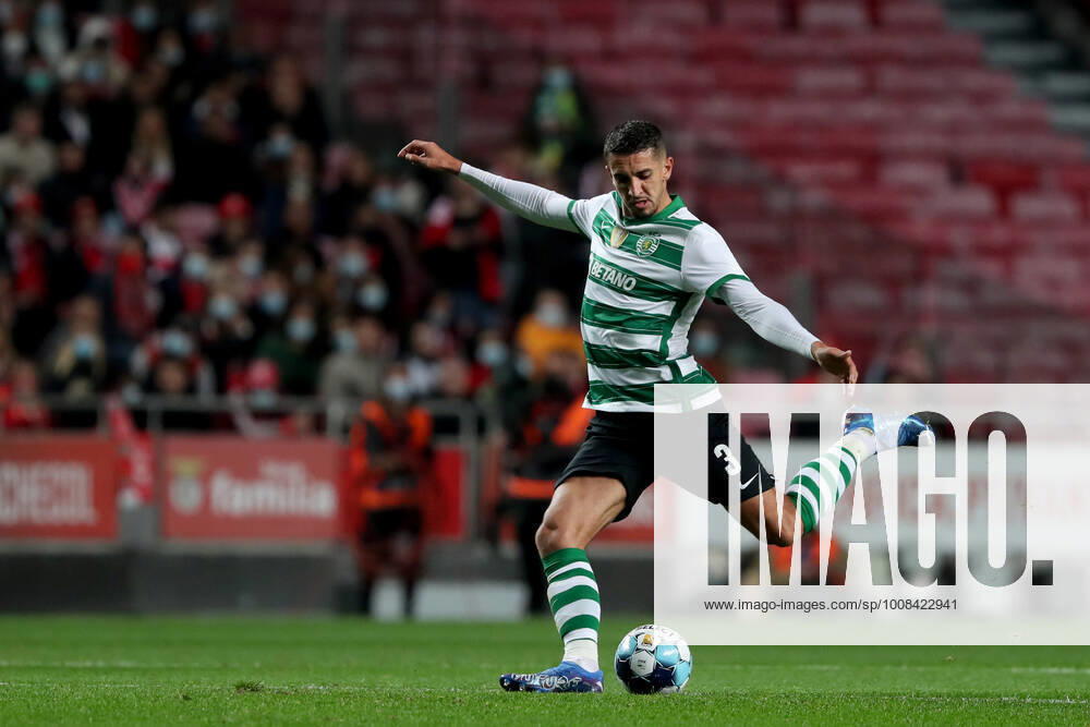 Zouhair Feddal of Sporting CP in action during the Portuguese League football match between SL Benfica and Sporting CP at the Luz stadium in Lisbon, Portugal on December 3, 2021. Lisbon Portugal - ZUMAf123 20211203_zap_f123_014