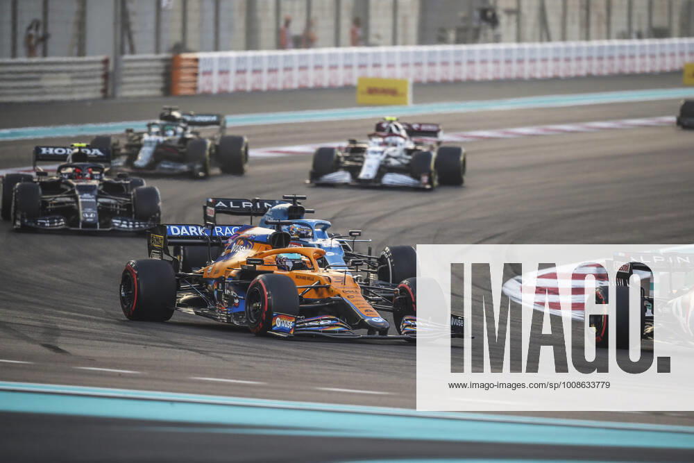 3 Daniel Ricciardo AUS, McLaren F1 Team , F1 Grand Prix of Abu Dhabi at Yas Marina Circuit on December 12, 2021 in Abu Dhabi, United Arab Emirates Photo by HOCH ZWEI Abu Dhabi United Arab Emirates