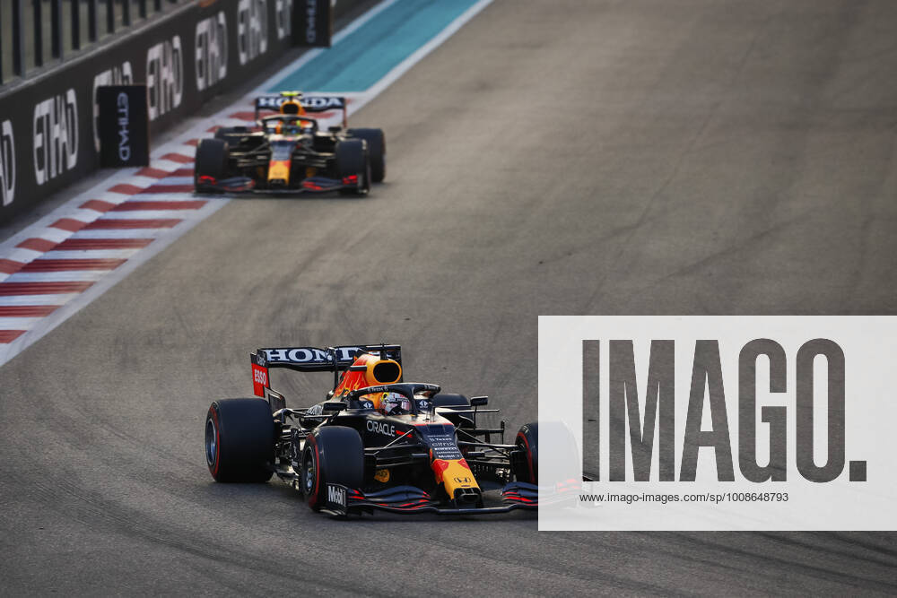 33 Max Verstappen NED, Red Bull Racing , F1 Grand Prix of Abu Dhabi at Yas Marina Circuit on December 12, 2021 in Abu Dhabi, United Arab Emirates Photo by HOCH ZWEI Abu Dhabi United Arab Emirates
