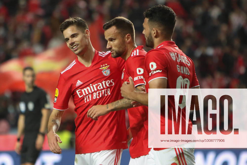Haris Seferovic forward of SL Benfica celebrates after scoring a goal during the Liga Portugal Bwin match between SL Benfica vs CS Maritimo at Estadio da Luz on 19 December, 2021 in Lisbon, Portugal. Valter Gouveia SPP SL Benfica vs CS Maritimo - Portuguese Primera Liga