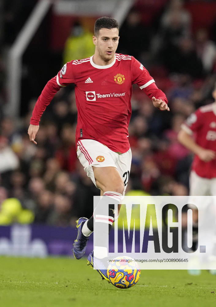 Manchester, England, 29th December 2021. Diogo Dalot of Manchester United, ManU during the Premier League match at Old Trafford, Manchester. Picture credit should read: Andrew Yates Sportimage . SPI-1430-0093