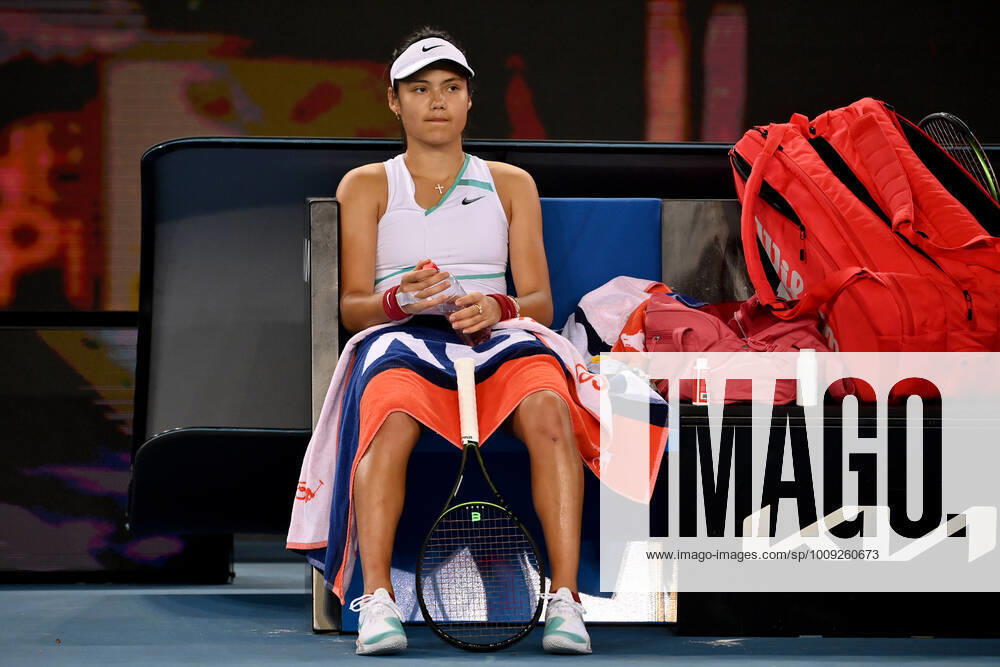 TENNIS AUSTRALIAN OPEN, Emma Raducanu of Great Britain sits during a set break in her second round Women?s singles match against Danka Kovinic of Montenegro on day 4 of the Australian Open at Melbourne Park in Melbourne, Thursday, January 20, 2022. ( NO ARCHIVING, , NO USE IN BOOKS WITHOUT CONSENT MELBOURNE VICTORIA AUSTRALIA