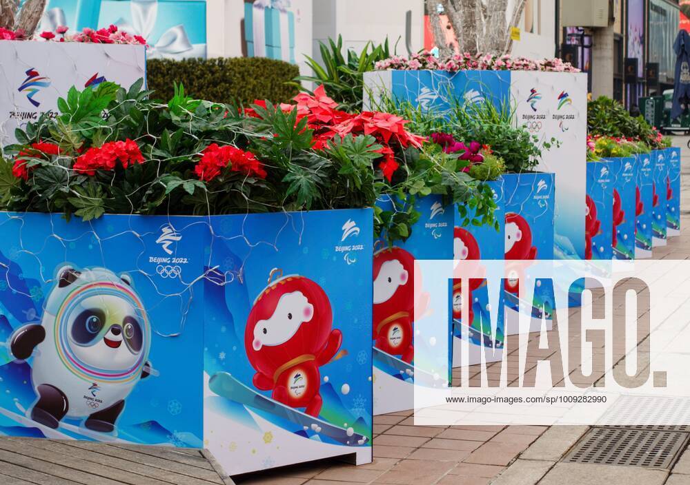 China Olympics 2022 Preparations 6746087 21.01.2022 A street is decorated for the upcoming 2022 Winter Olympics, in Beijing, China. Anna Ratkoglo Sputnik Beijing China