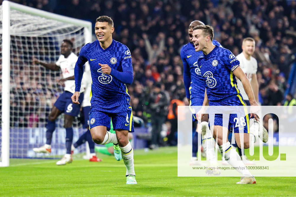 Chelsea v Tottenham Hotspur Premier League 23 01 2022. Goal 2-0 Thiago Silva (6) of Chelsea scores a goal and celebrates during the Premier League match between Chelsea and Tottenham Hotspur at Stamford Bridge, London, England on 23 January 2022. Editorial use only DataCo restrictions apply See www.football-dataco.com ,