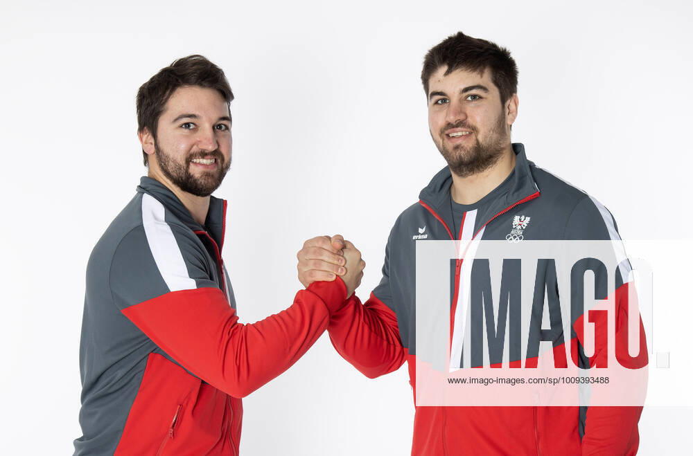OLYMPICS - OEOC, equipping Beijing 2022 VIENNA,AUSTRIA,25.JAN.2022 - OLYMPICS - OEOC, equipping Winter Olympic Games, Olympische Spiele, Olympia, OS Beijing 2022. Image shows David and Nico Gleirscher (AUT). GEPAxpictures xHaraldxSteiner