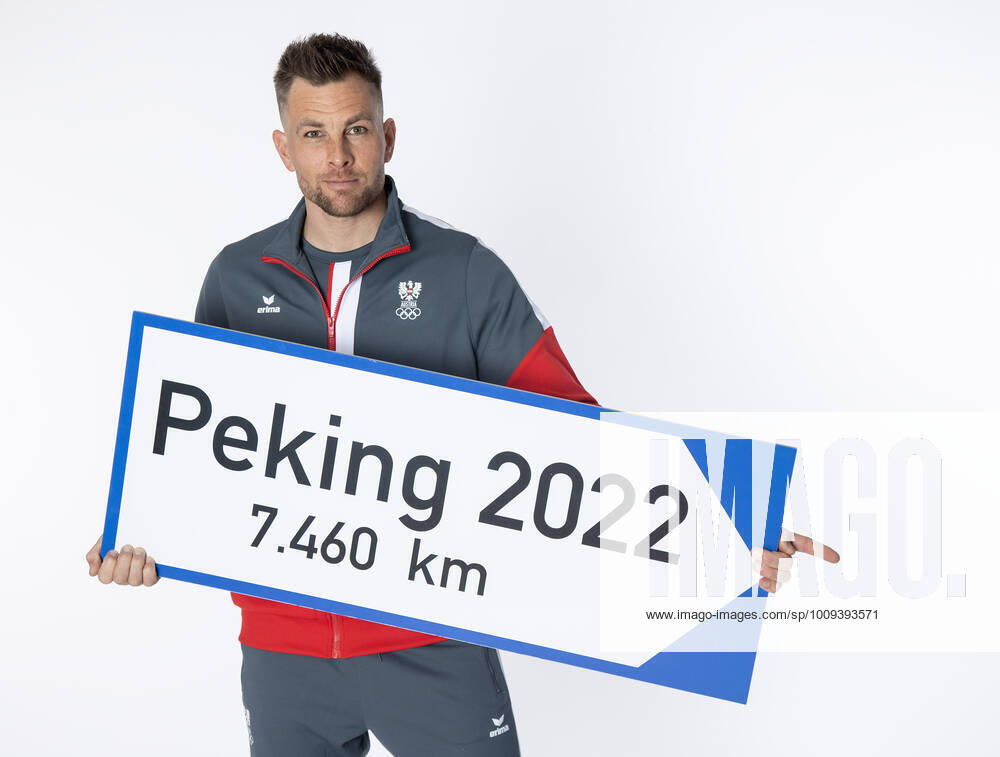 OLYMPICS - OEOC, equipping Beijing 2022 VIENNA,AUSTRIA,25.JAN.2022 - OLYMPICS - OEOC, equipping Winter Olympic Games, Olympische Spiele, Olympia, OS Beijing 2022. Image shows Benjamin Karl (AUT). GEPAxpictures xHaraldxSteiner