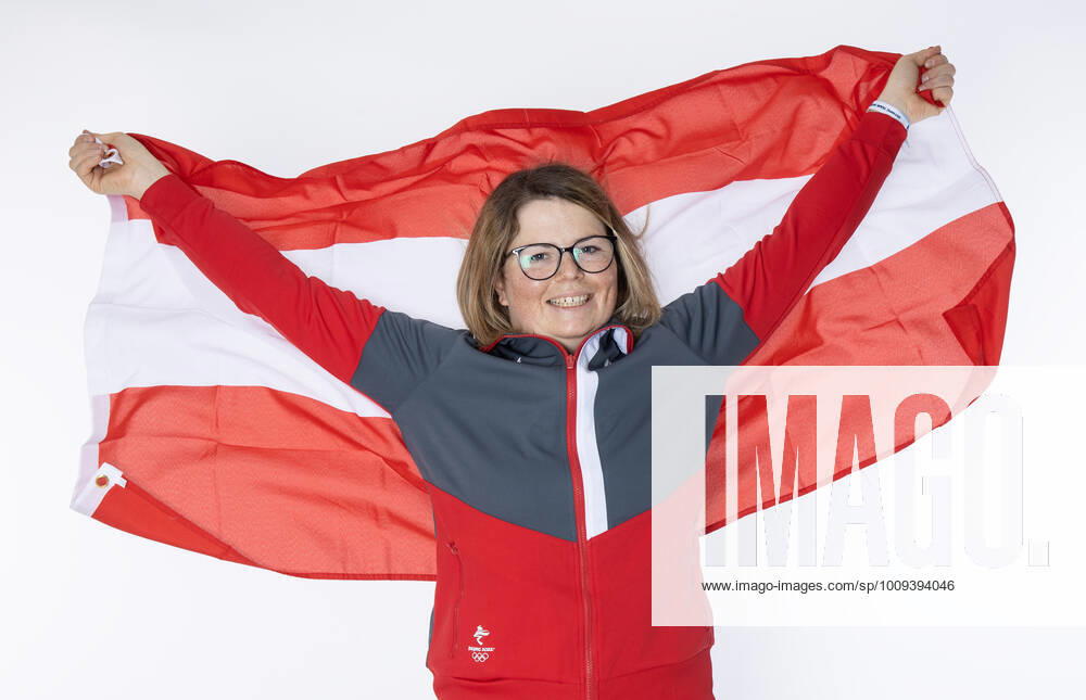 OLYMPICS - OEOC, equipping Beijing 2022 VIENNA,AUSTRIA,25.JAN.2022 - OLYMPICS - OEOC, equipping Winter Olympic Games, Olympische Spiele, Olympia, OS Beijing 2022. Image shows Katharina Ramsauer (AUT). GEPAxpictures xHaraldxSteiner