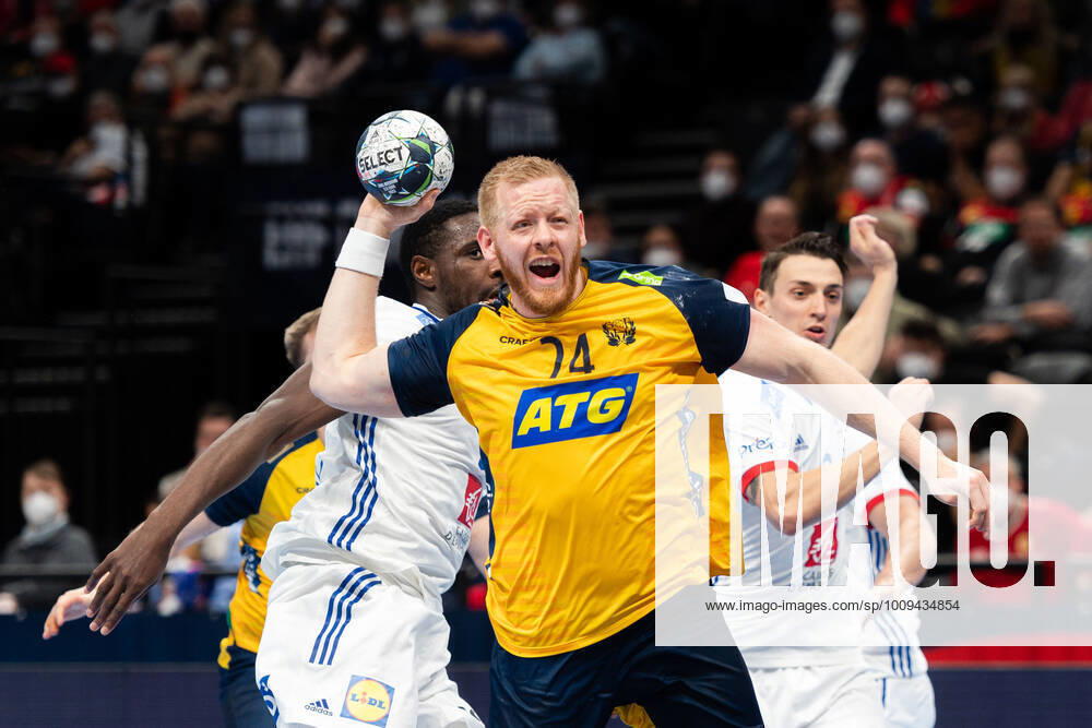 Jim Gottfridsson of Sweden during the 2022 EHF European Handball Championship semifinal match between France and Sweden on January 28, 2022 in Budapest Photo Johanna Lundberg BILDBYRAN kod JL JL0232 bbeng ehf euro 2022 em 2022 european men handball s handball championship 2022 handball handboll handbolls em 2022 handball handball em 2022 semifinal sweden sweden france france,