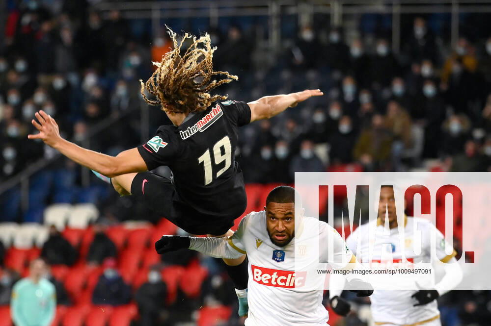OGC Nice defeats Paris Saint Germain in a penalty shootout at the Parc des Princes in the 8th round of the French Cup on January 31, 2022. JulienxMattiax Pictorium LePictorium_0258811