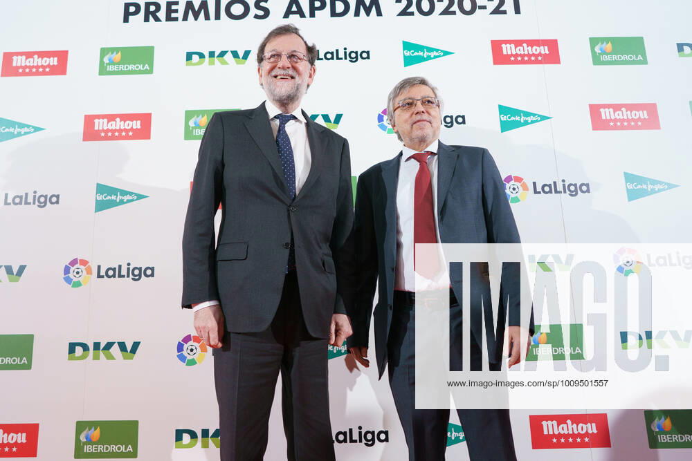 Mariano Rajoy and Jose Damian Gonzalez are seen during the celebration of the VI Gala of the Sports Journalists in Madrid..The mayor of Madrid, Jose Luis Martinez-Almeida, was one of the award winners of the Madrid Sports Press Association (APDM), which presented its annual awards at the gala. The awards are intended to recognize the contribution made in favor of during 2021 by all the agents involved in this activity: athletes, companies, entities, clubs and journalists. Madrid Spain - ZUMAs197 0149512250st