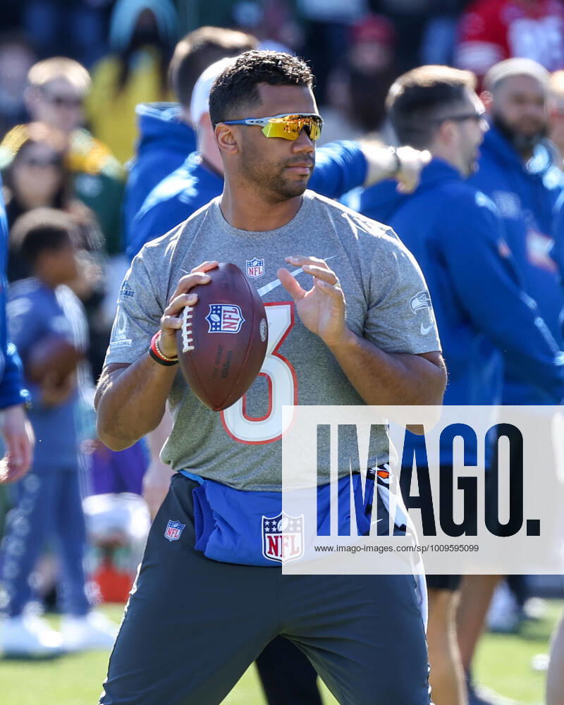 Seattle Seahawks quarterback Russell Wilson (3) during the NFC Pro Bowl Practice at Las Vegas Ballpark in Las Vegas, Nevada. CSM Las Vegas United States of America - ZUMAc04_ 20220205_zaf_c04_398