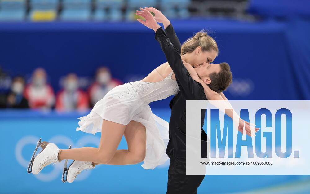 KW 07 China Olympics 2022 Figure skating, Eiskunstlauf Ice Dance 8114145 14.02.2022 Russian Olympic Committee s Victoria Sinitsina and Nikita Katsalapov compete in the ice dance free dance of the figure skating event during the Beijing 2022 Winter Olympic Games, Olympische Spiele, Olympia, OS at Capital Indoor Stadium in Beijing, China. Grigory Sysoev Sputnik Beijing China