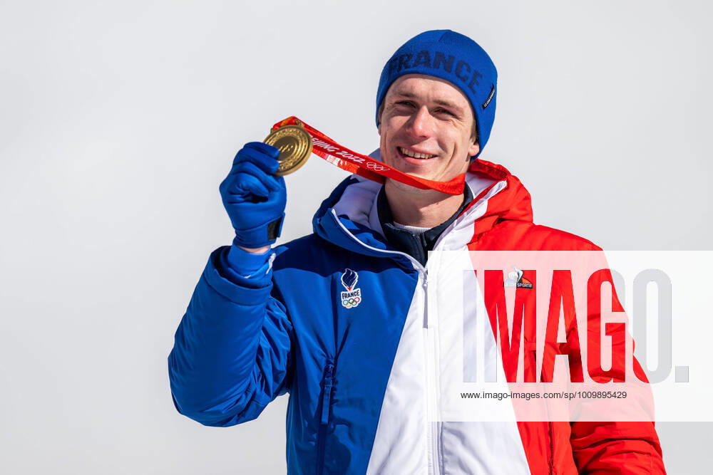 Clement Noel of France celebrates with his gold medal after mens alpine skiing slalom during day 12 of the 2022 Winter Olympics on February 16, 2022 in Beijing Photo Maxim Thore IMAGE CODE MT MT0325 alpine alpine olympic games olympics winter olympics os ol olympiska spel Winter Olympics Beijing Beijing Beijing 2022 Beijing 2022 Beijing 2022 Olympic Games Beijing 2022 Winter Olympic Games Beijing Os Beijing ol Winter ol 12 bbeng gold gold Cheers,