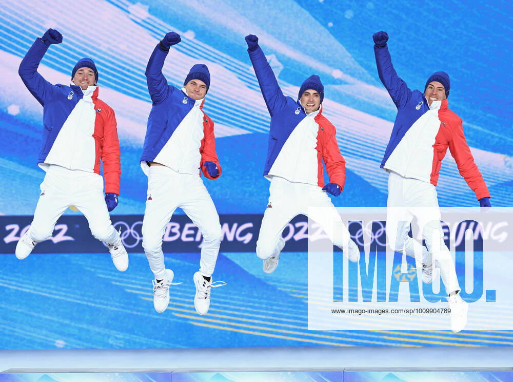 (220216) -- ZHANGJIAKOU, Feb. 16, 2022 -- Silver medalists of France pose during the awarding ceremony of biathlon men s 4x7.5km relay at Zhangjiakou Medals Plaza of the Winter Olympics in Zhangjiakou, north China s Hebei Province, Feb. 16, 2022. ) (BEIJING2022)CHINA-ZHANGJIAKOU-OLYMPIC Winter games, Winterspiele,Spiele, Summer games AWARDING CEREMONY-BIATHLON (CN) DaixTianfang