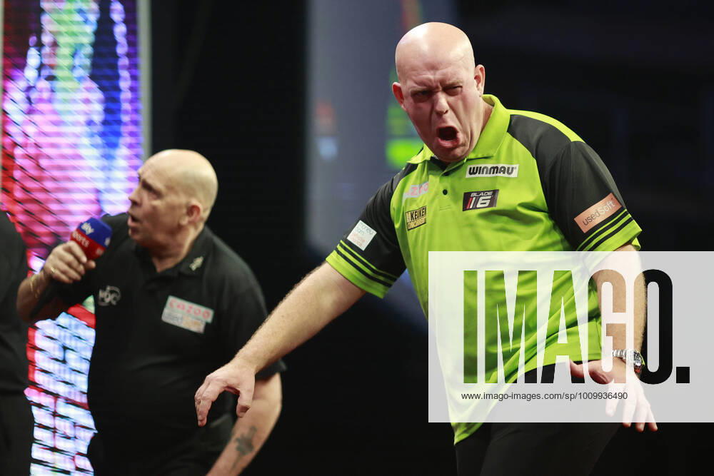 KW 07 17th February 2022; SSE Arena, Belfast, Northern Ireland; PDC Premier Darts League, Belfast: Michael "Mighty Mike" van Gerwen celebrates a leg win against Joe Cullen ActionPlus12364902 GrahamxService