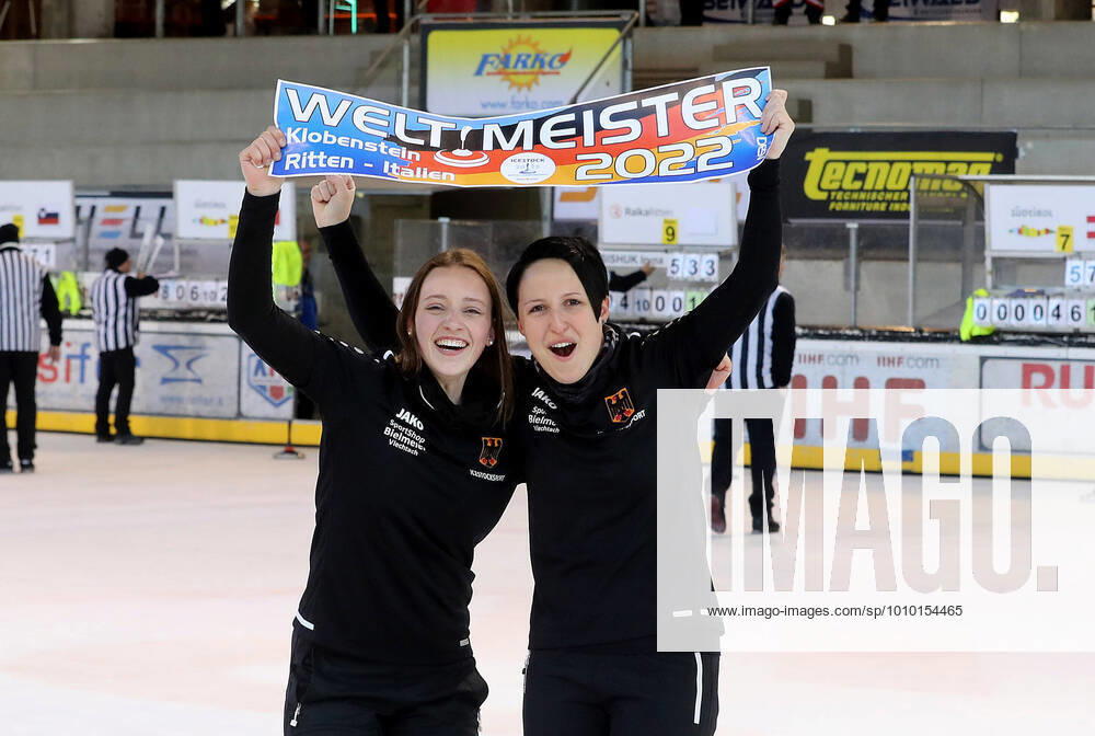 KW08 ICE STOCK - Icestock WC 2022 KLOBENSTEIN RITTEN,ITALY,26.FEB.22 - ICE STOCK SPORT - IFI Icestocksport World Championships 2022, target competition, ladies. Image shows Alina Mayer and Verena Gotzler (GER). GEPAxpictures Oberlaender