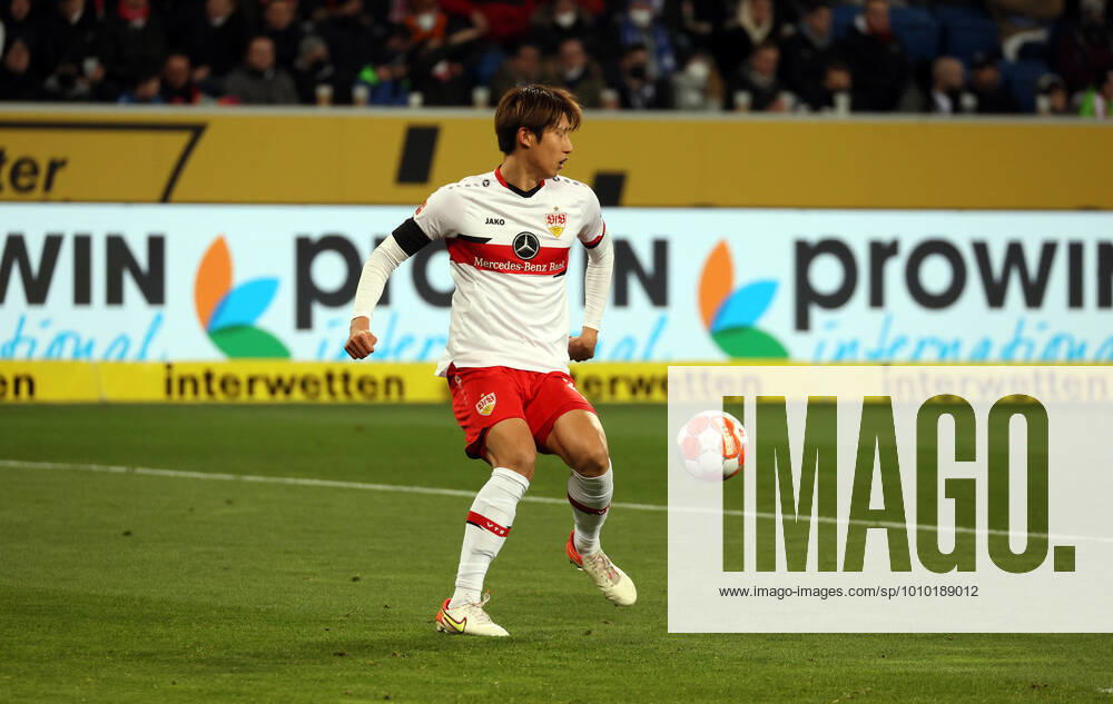 25 02 22 TSG 1899 Hoffenheim VfB Stuttgart Germany, Sinsheim, 25 02 2022, football, Bundesliga, TSG 1899 Hoffenheim VfB Stuttgart Hiroki Ito VfB Stuttgart