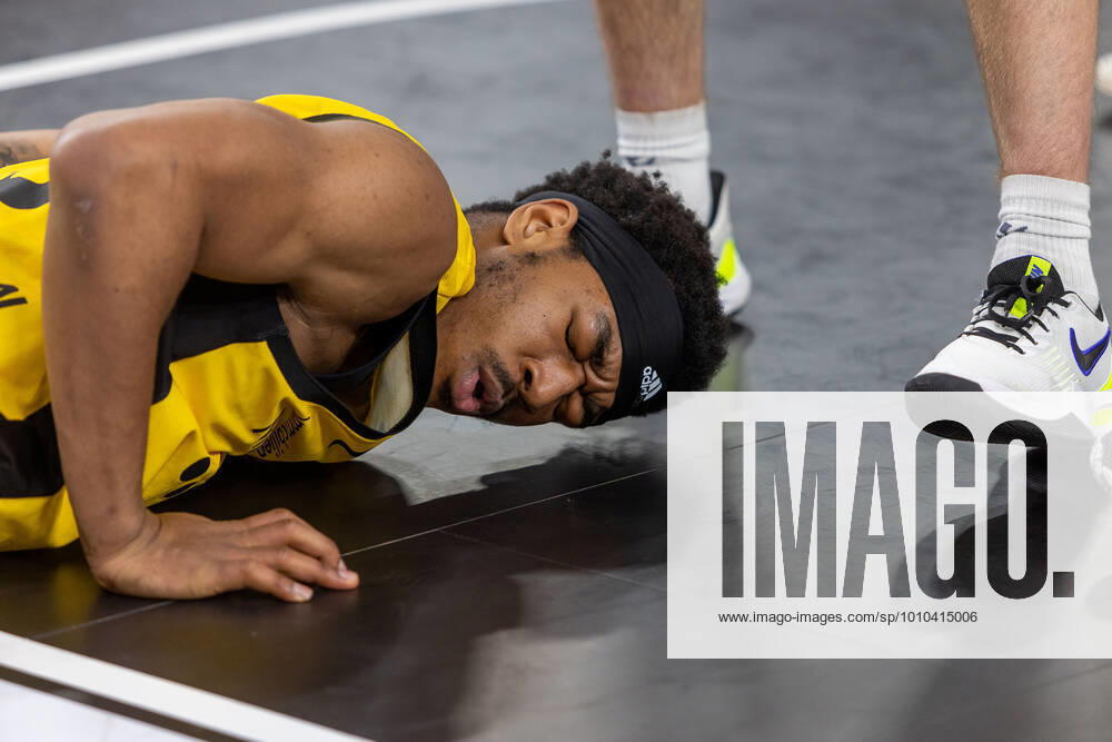 Isaiah Crawley Tigers Tuebingen, 53 Tigers Tuebingen vs Eisbaeren Bremerhaven, 2 Basketball Bundesliga, Pro A, Barmer 2 Basketball, 28 Spieltag , Spielzeit 2021 2022, 06 03 2022 Tigers Tuebingen vs Eisbaeren Bremerhaven, 2 Basketball Bundesliga, Pro A, Barmer 2 Basketball, 28 Spieltag , Spielzeit 2021 2022, 06 03 2022 Tuebingen