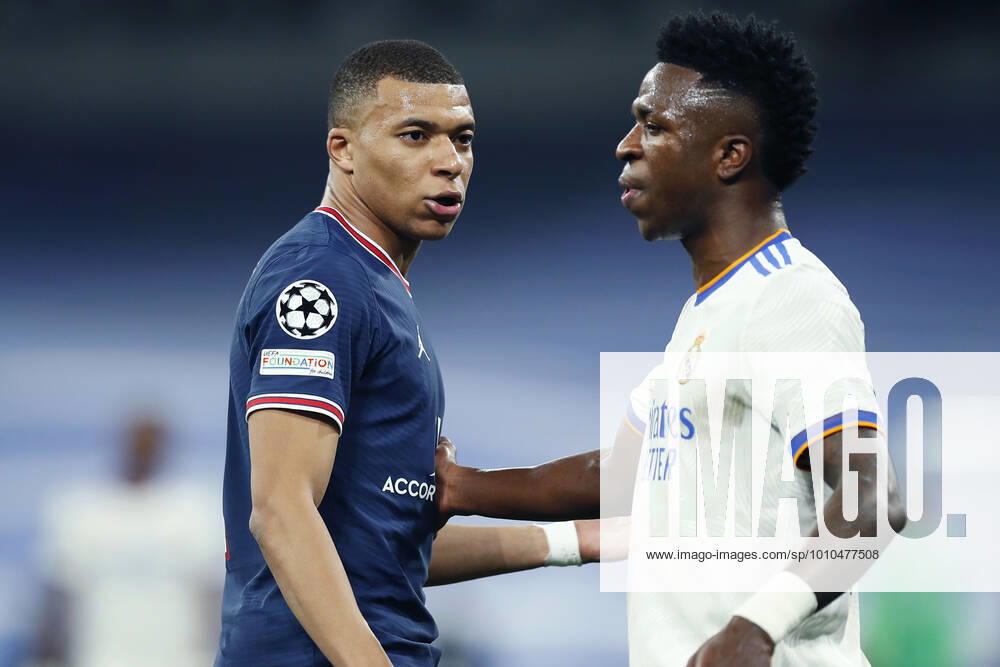 Kylian Mbappe (PSG), Vinicius Junior (Real), MARCH 9, 2022 - Football Soccer : UEFA Champions League Round of 16, 2nd leg match between Real Madrid 3-1 Paris Saint-Germain at Estadio Santiago Bernabeu in Madrid, Spain. Noxthirdxpartyxsales (182870076)
