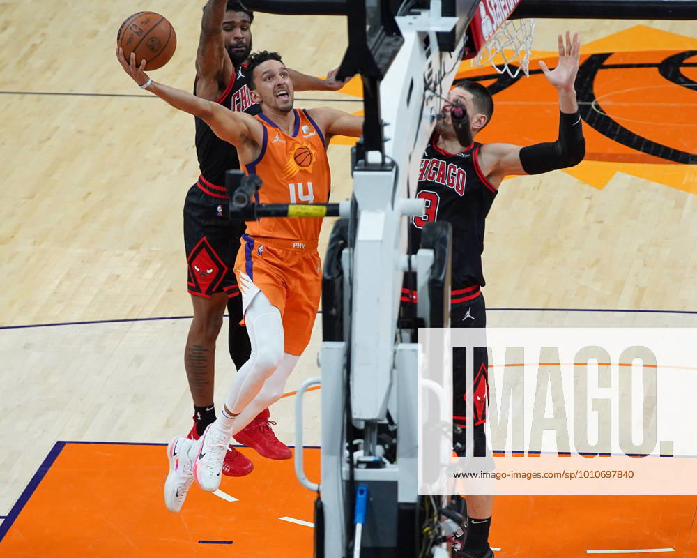 Phoenix, Arizona, March 18th 2022: Landry Shamet ( 14 Phoenix Suns)& xA