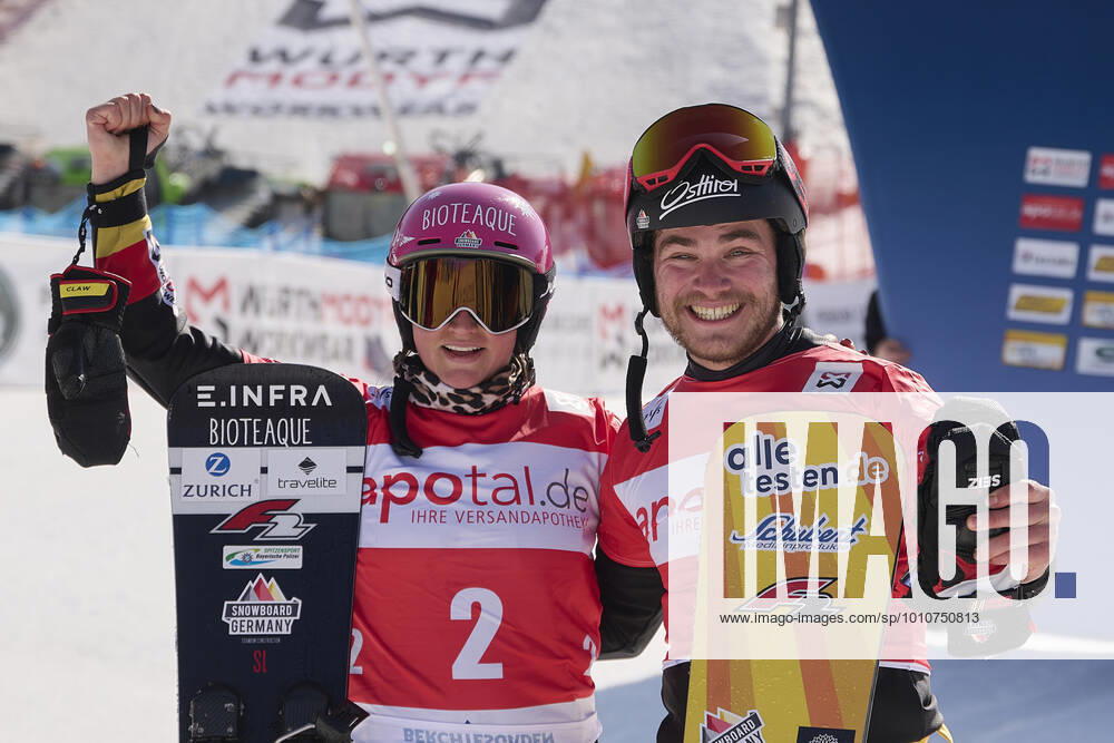 Berchtesgaden, Germany 20 March 2022 FIS Snowboard World Cup Final 2021 2022 Parallel Slalom Berchtesgaden 20 03 2022 from left Ramona Hofmeister GER and Stefan Baumeister GER Bischofswiesen Götschen Bayern