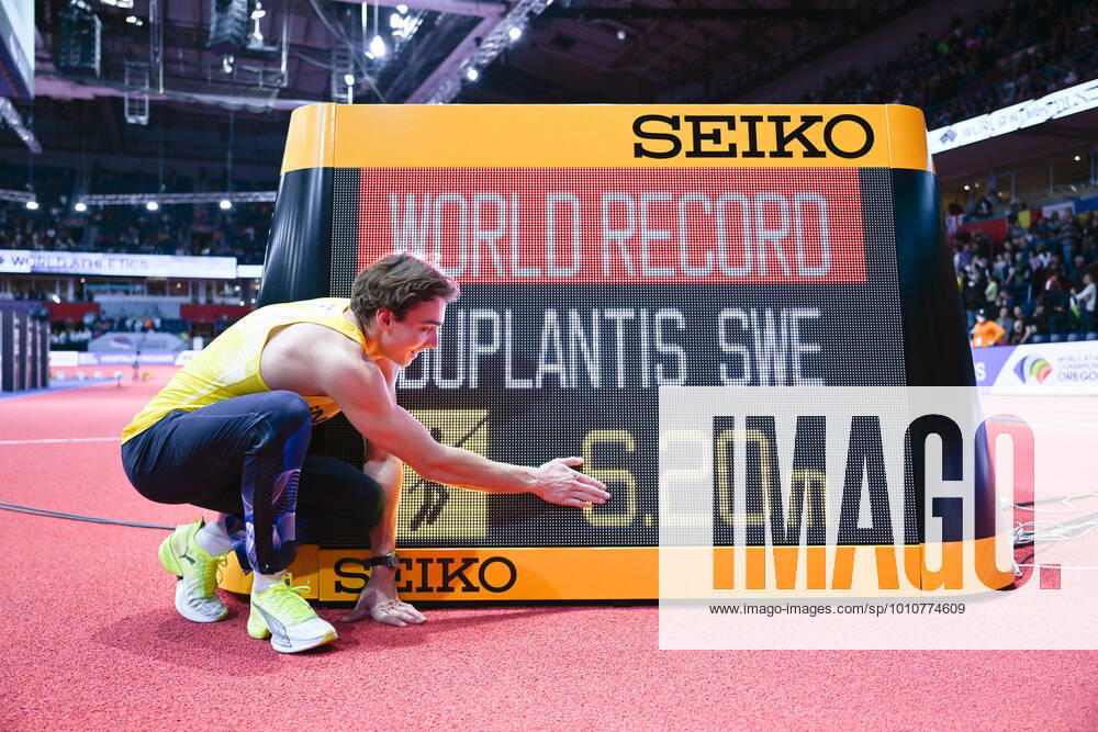 Armand Duplantis of Sweden celebrates jumping on world record at the hight 6 20 while competing in mens pole vault during day three of the World Athletics Indoor Championships on March 20, 2022 in Belgrade Photo Mathias Bergeld BILDBYRAN kod MB MB0361 bbeng athletics athletics athletics iaaf iaaf world indoor championships world athletics indoor championships world cup athletics world cup athletics world cup 2022 athletics world cup athletics world cup 2022 indoor indoor world cup indoor indoor world cup world cup ivm day 3 jubilee sweden,