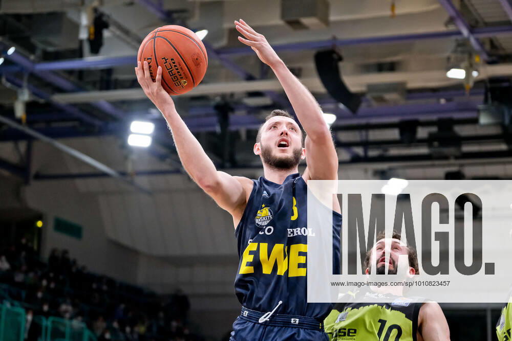 Medi bayreuth EWE Baskets Oldenburg, Basketball, Bundesliga, BBL, Matchday 14, Season 2021 2022, 23 03 2022 3Heidegger, Max EWE Oldenburg medi bayreuth EWE Baskets Oldenburg , Basketball, Bundesliga, BBL, Matchday 14, Season 2021 2022, 23 03 2022 Bayreuth