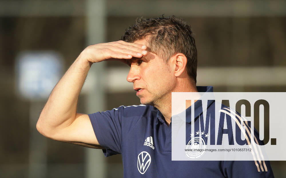Stuttgart , Soccer U18 International Germany vs France , Coach Michael Streichsbier GER