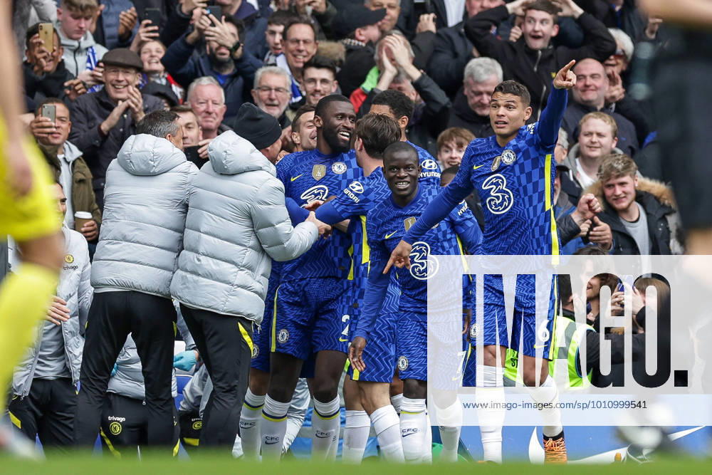Chelsea v Brentford Premier League 02 04 2022. Goal 1-0 Antonio Rudiger (2) of Chelsea scores a goal and celebrates during the Premier League match between Chelsea and Brentford at Stamford Bridge, London, England on 2 April 2022. Editorial use only DataCo restrictions apply See www.football-dataco.com ,