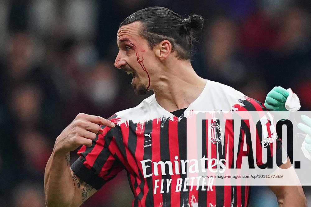 KW14 Photo Spada LaPresse 04 April , 2022 - Milan,Italy Soccer Milan vs Bologna - - Italian Serie A Football Championship 2021 2022 - San Siro Stadium In the photo: Zlatan Ibrahimovic (A.c. Milan);