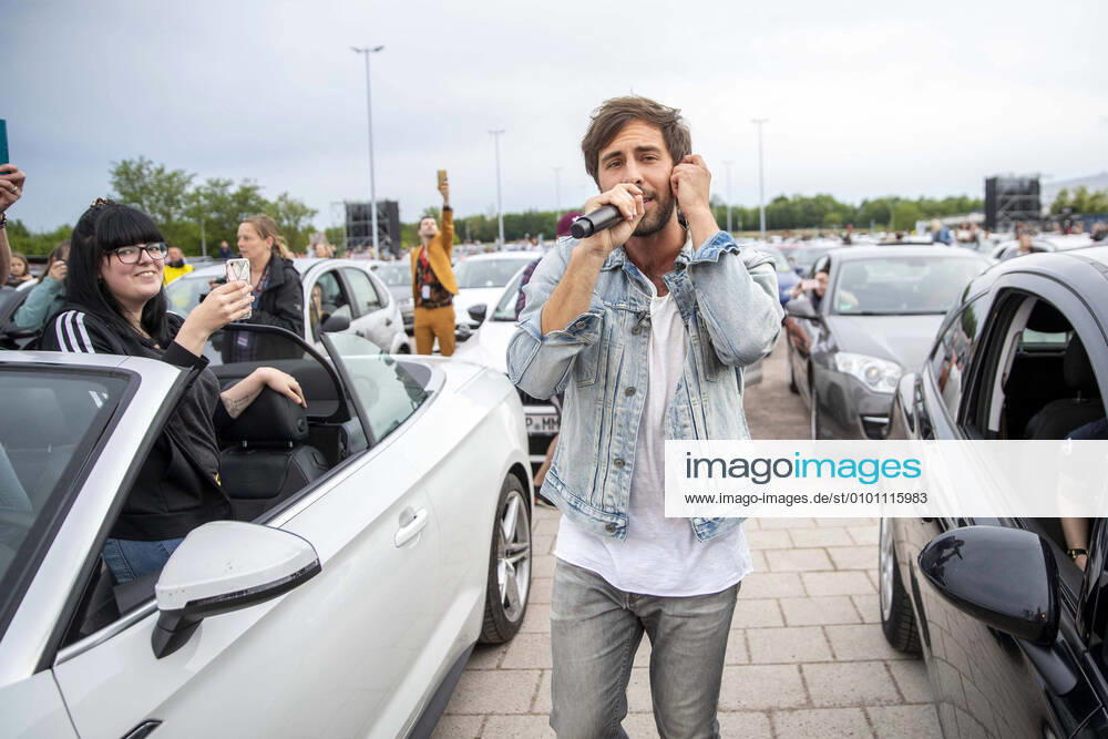 Max Giesinger live at a car concert at Messe Erfurt, 22 05 2020 Foto:xM.xKremerx xFuturexImage
