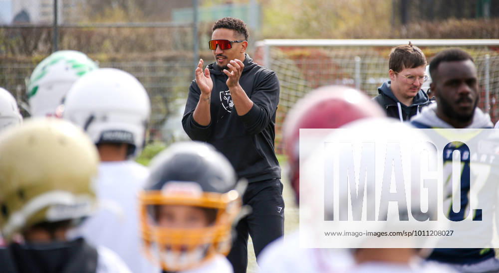 Germany, Ludwigsburg, Football Camp in Ludwigsburg with Jakob Johnson