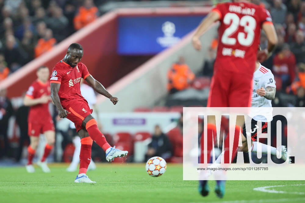 Liverpool v S L Benfica - UEFA Champions League Naby Keita of Liverpool shoots during the UEFA Champions League match between Liverpool and S L Benfica at Anfield, Liverpool on Wednesday 13th April 2022. Liverpool United Kingdom