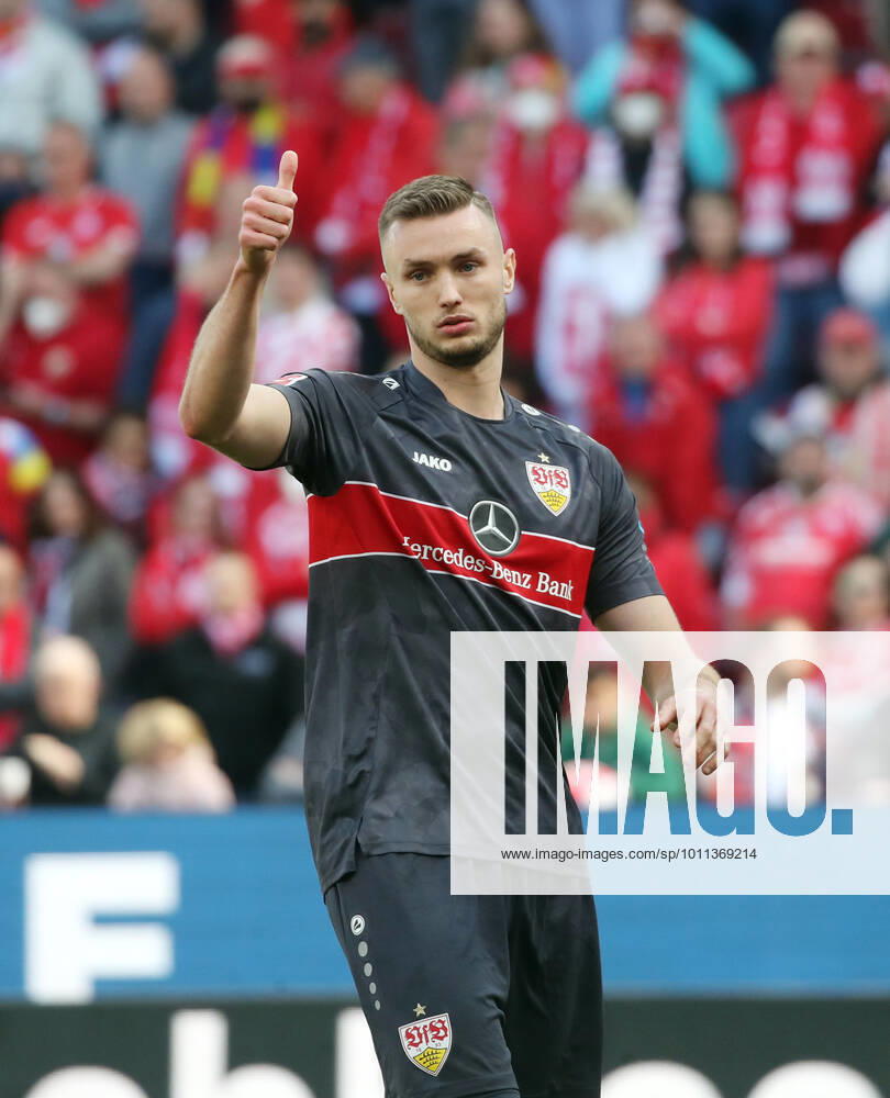 16 04 22 1 FSV Mainz 05 VfB Stuttgart Germany, Mainz, 16 04 2022, football, Bundesliga, 1 FSV Mainz 05 VfB Stuttgart Sasa Kalajdzic VfB Stuttgart