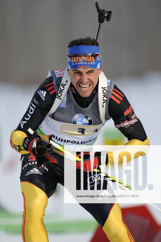 Michael GREIS (GER),.Aktion,Einzelbild,angeschnittenes Einzelmotiv,Halbfigur,halbe Figur. Staffel der Maenner 4x7,5km,Herren. IBU Biathlon WM 2012 in Ruhpolding ,Chiemgau Arena.