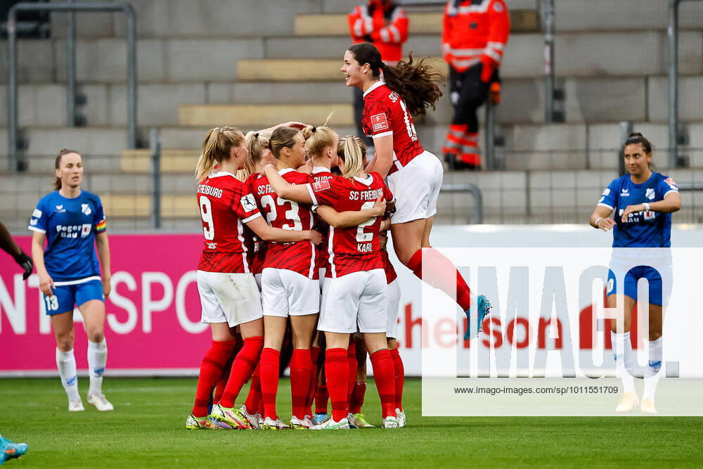 SC Freiburg vs SC Sand, Soccer, Flyeralarm Frauen Bundesliga, 20 Spieltag, Spielzeit 2021 2022, 24 04 2022 Goal celebration SC Freiburg at 2 0 by Hasret Kayikci SC Freiburg, 11 , SC Freiburg vs SC Sand, Soccer, Flyeralarm Frauen Bundesliga, 20 Spieltag, Spielzeit 2021 2022, 24 04 2022, Dreisamstadion, Freiburg, Germany DFB regulations prohibit any use of photographs as image sequences and or quasi video